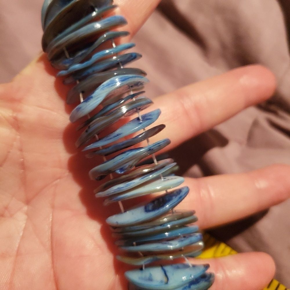 Blue Shell Bracelet‎ - Picture 6 of 6